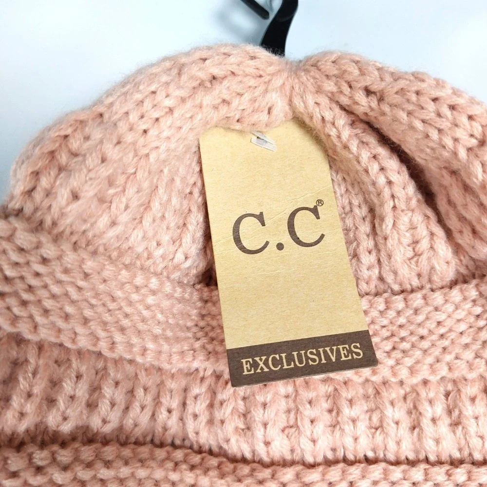 C.C Exclusives Chunky Knit Beanie Hat Blush‎ Pink Soft Acrylic New 8